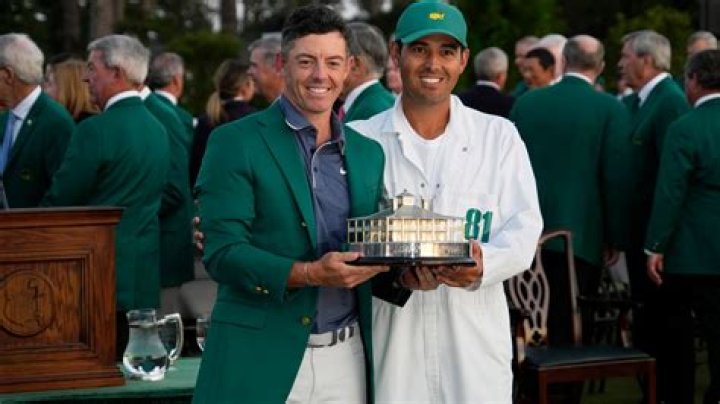 Can a caddie touch the green?