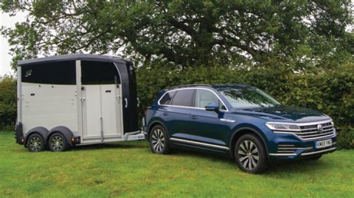 Can a VW Touareg tow a horse trailer?