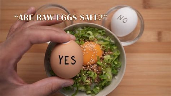 Can humans eat raw eggs?