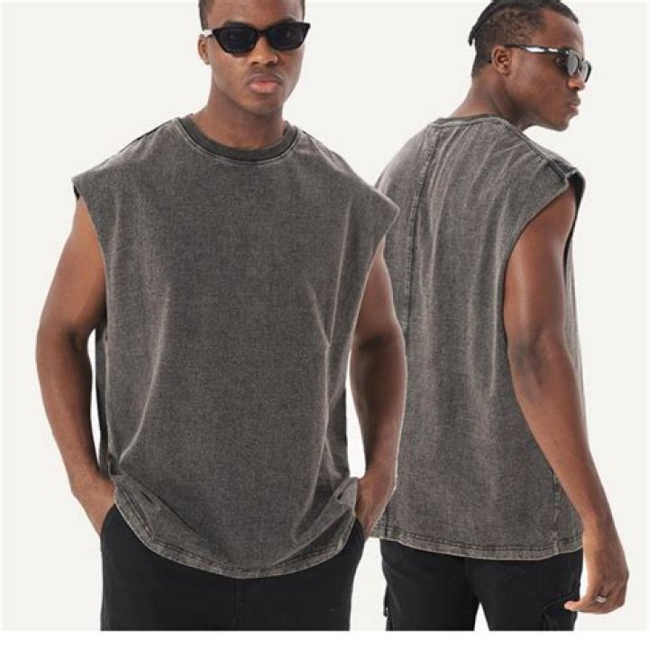 Can I wear sleeveless in Japan?