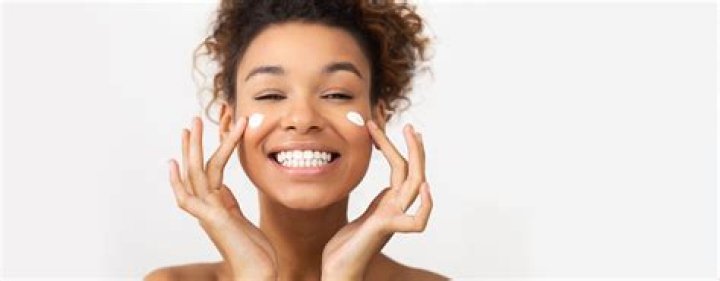 Can you put vitamin E directly on your face?