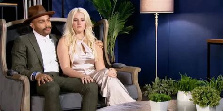 Did Clara and Ryan get a divorce?