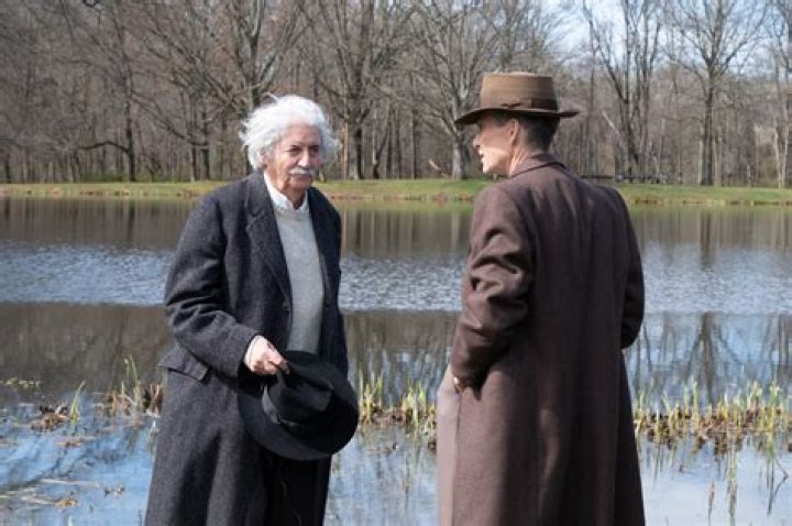 Did Einstein know French?