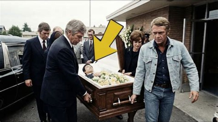 Did Steve McQueen have a funeral?