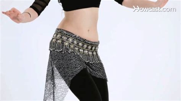 Do belly dancers have flat stomachs?