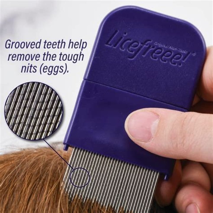 Do lice combs damage hair?