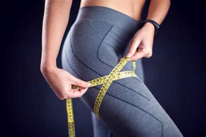 Do mens thighs touch?