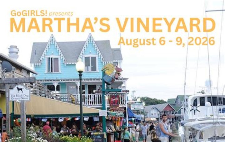 Do people live on Martha's Vineyard all year?