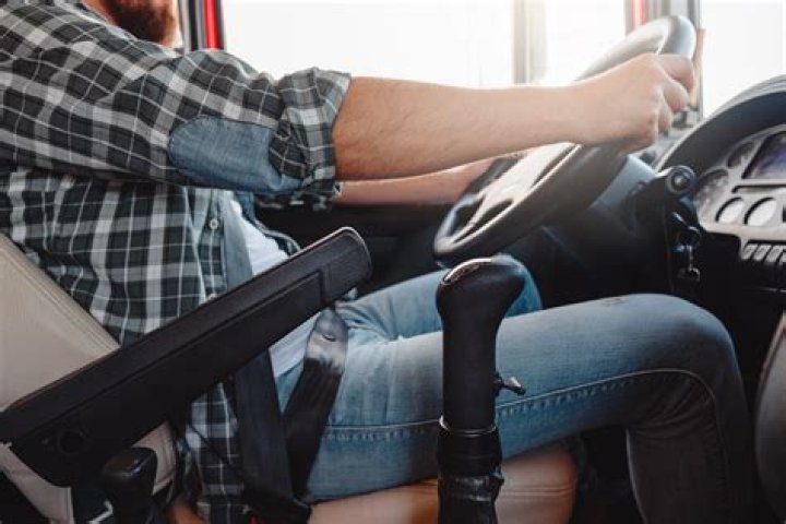 Do truck drivers still double clutch?
