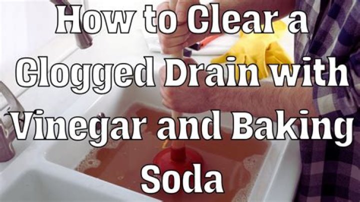 Does baking soda clean rubber?