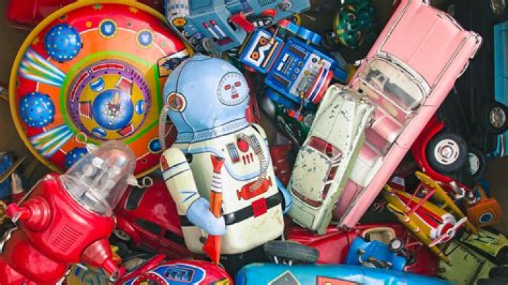 Does China still use lead paint on toys?