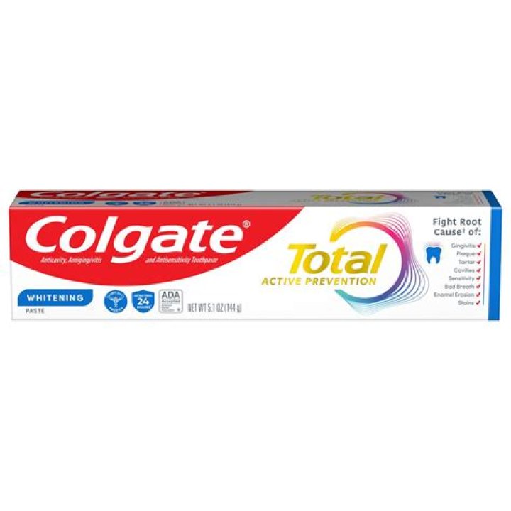 Does Colgate contain salt?