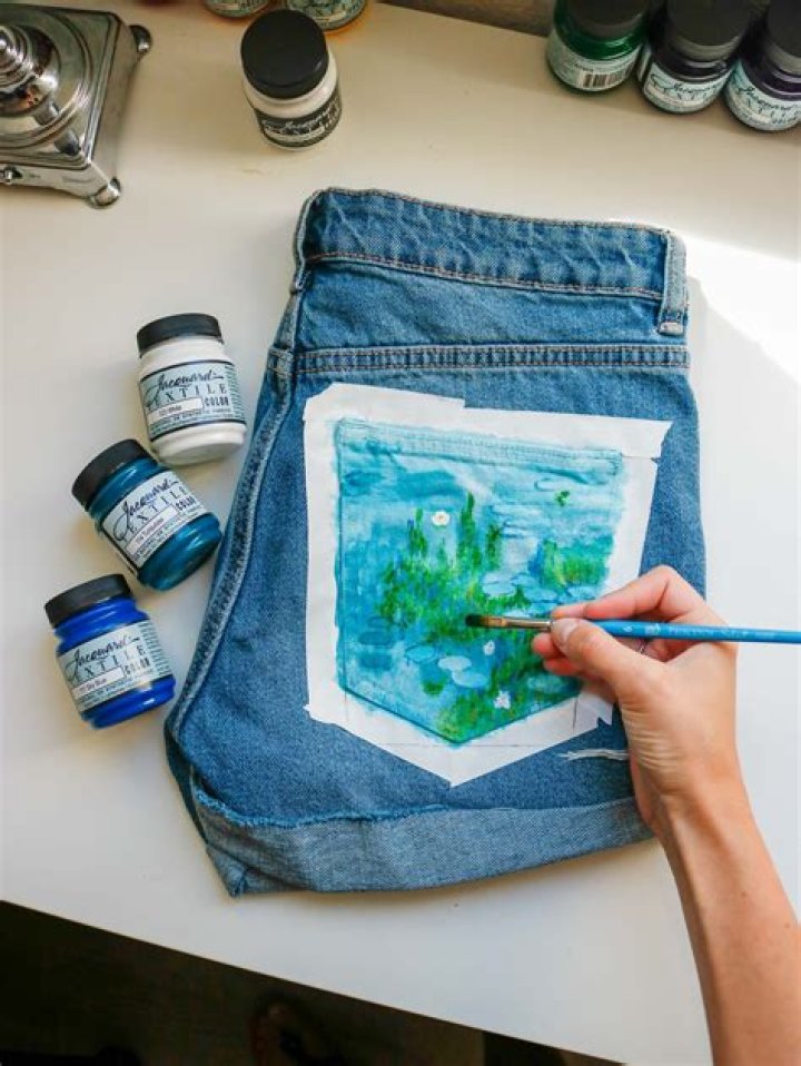 Does fabric paint get hard?