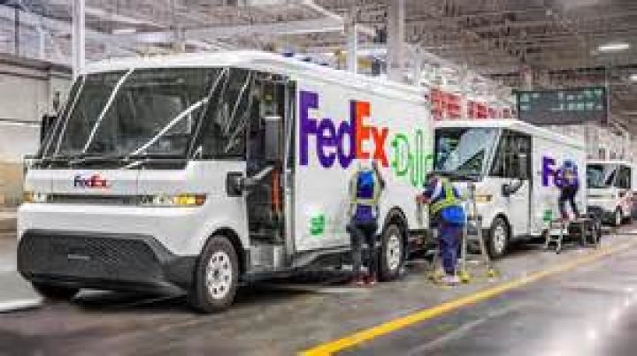 Does FedEx have a union?