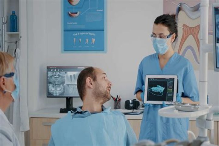 Does getting dentures hurt?
