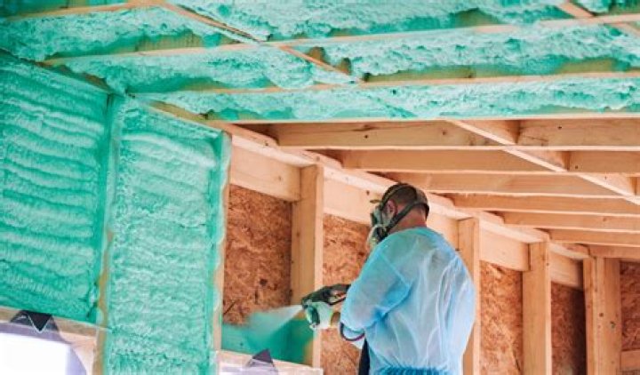 Does spray foam insulation last forever?