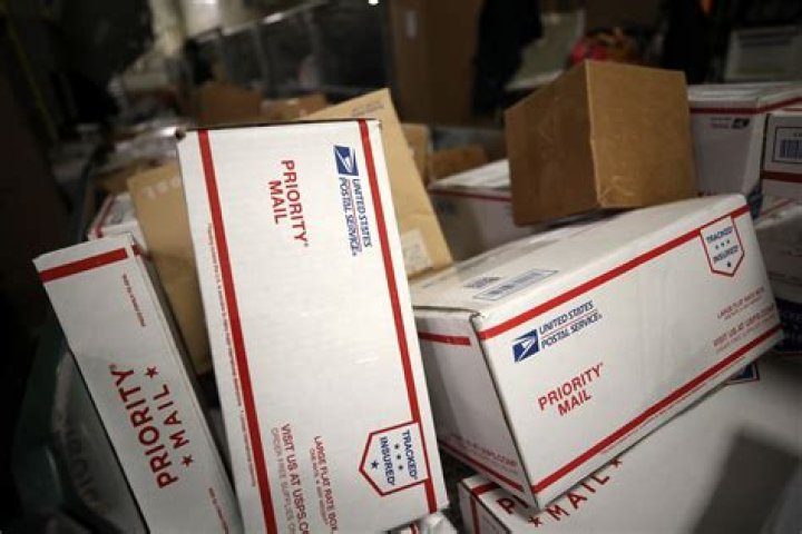 Does USPS xray all packages?
