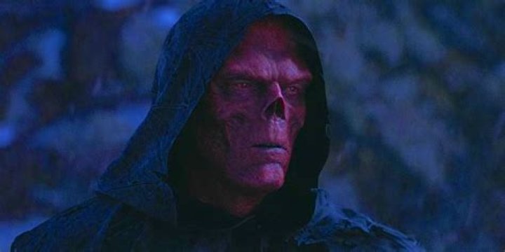 How did Red Skull lose his face?