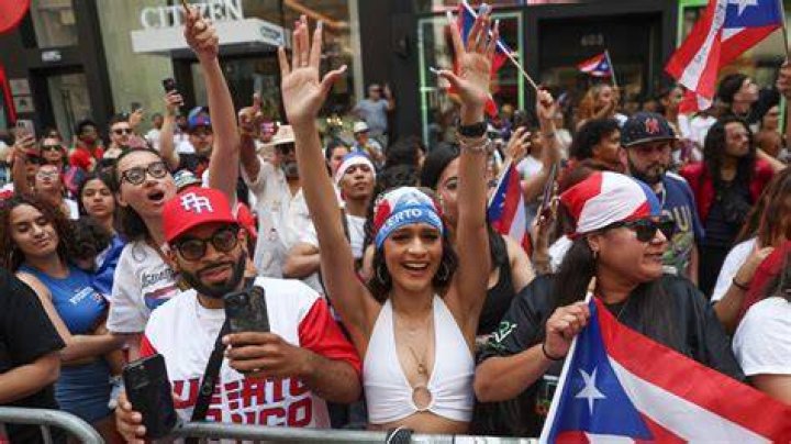 How do Costa Ricans view Americans?
