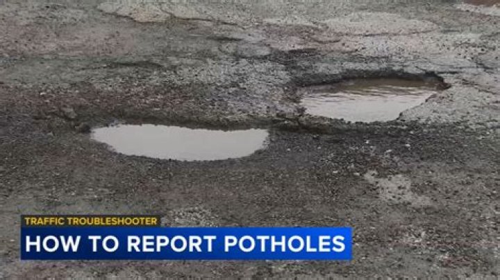How do I report a pothole UK?