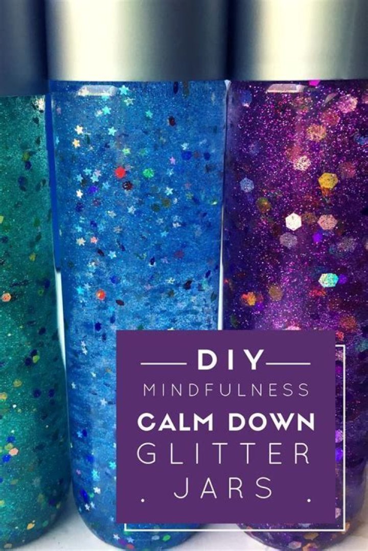 How do you make glitter calm down jars?