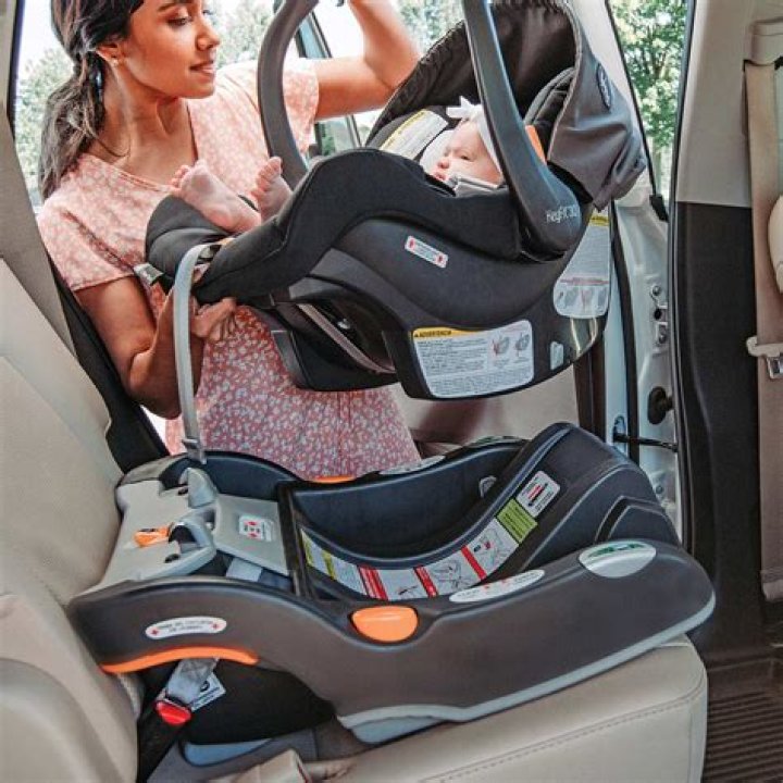 How long can a newborn be in a car seat 30 minutes?