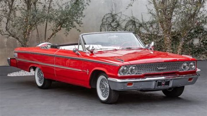 How many 1963 convertible Impalas were made?