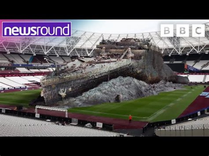 How many football fields was the Titanic?