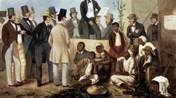 How many slaves died trying to escape?