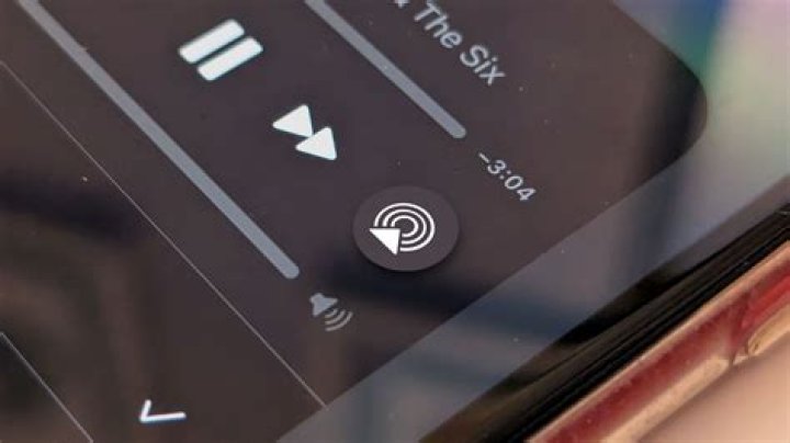 Is AirPlay better than Bluetooth?