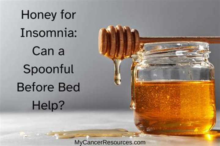 Is it good to eat honey before bed?