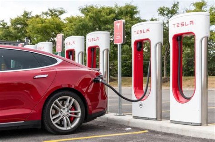Is it safe to charge Tesla overnight?