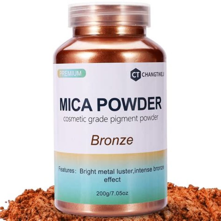 Is mica powder safe to burn?