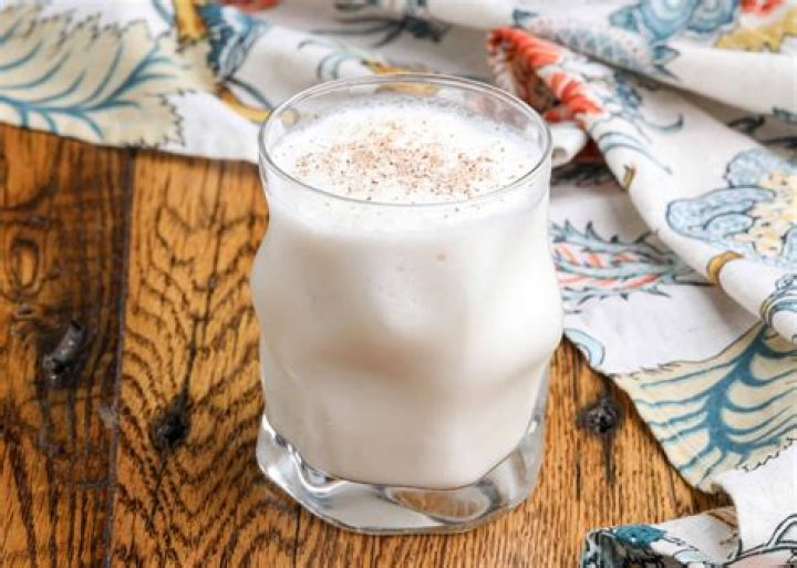 Is milk glass still popular?