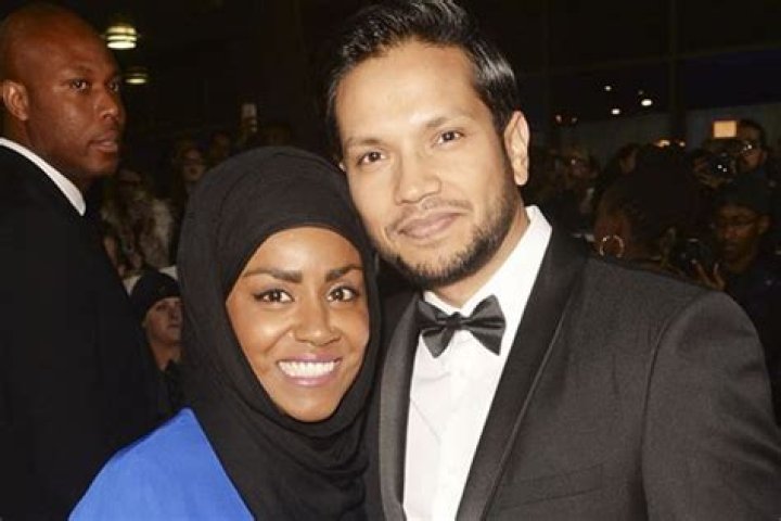 Is Nadia Hussain still married?