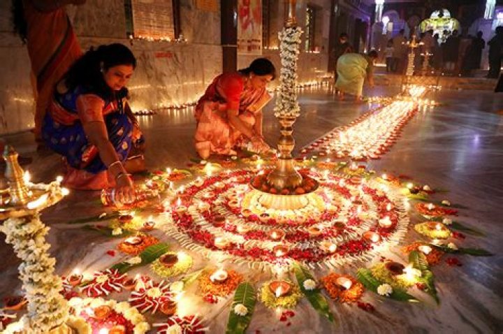 Is Phagwah a Hindu holiday?