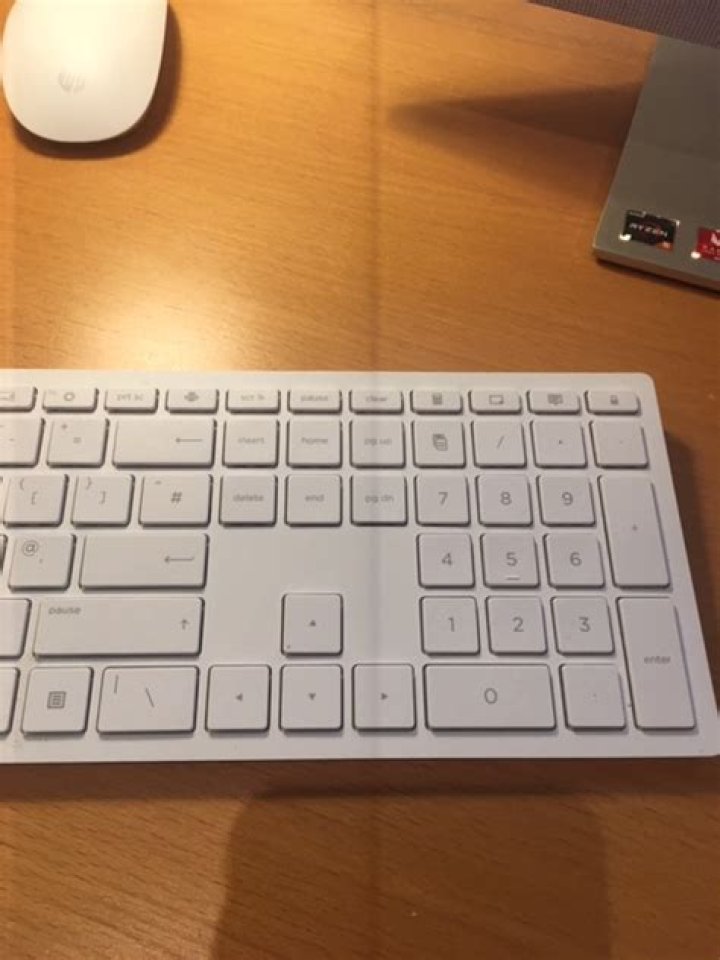 Is there a keyboard lock button?