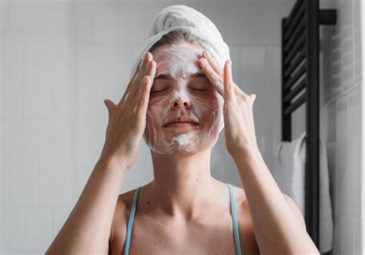 Should I wash my face after workout?