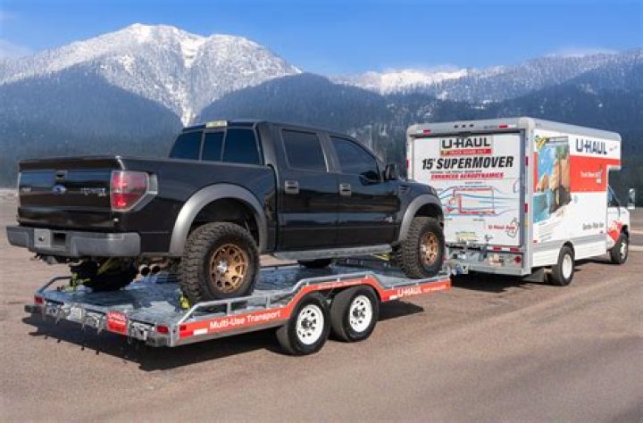 Should trailers level when towing?