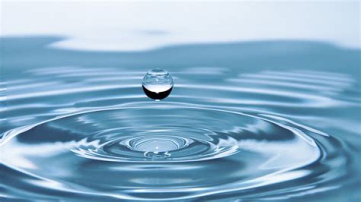 What color is pure water?