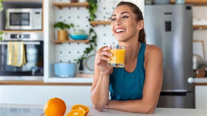What happens if you drink orange juice on an empty stomach?