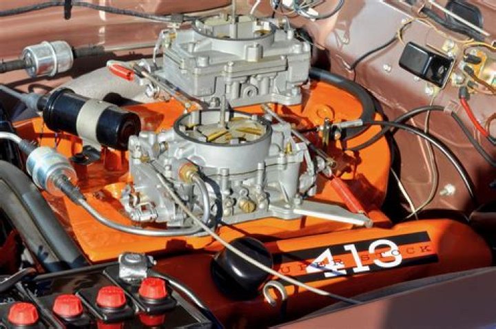 What is a 413 Dodge motor?