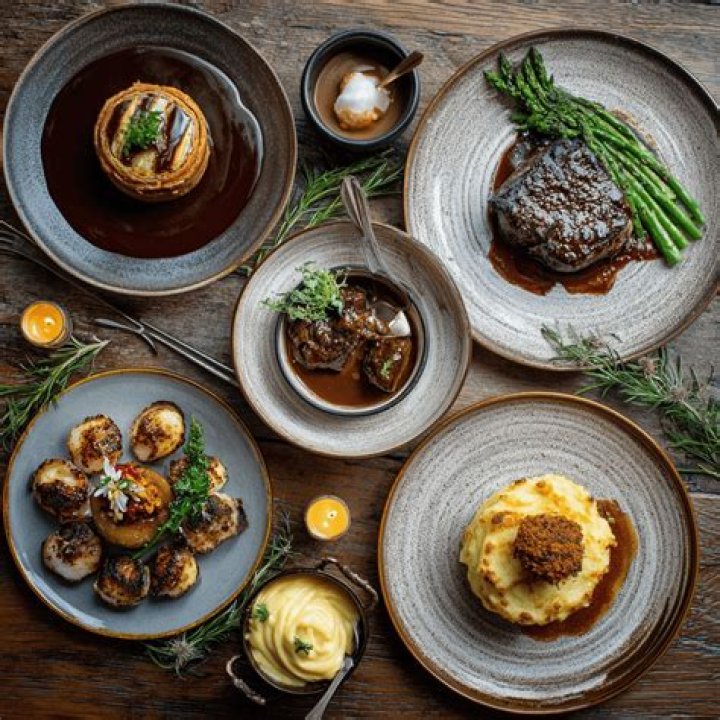 What is Gordon Ramsay's signature dish?