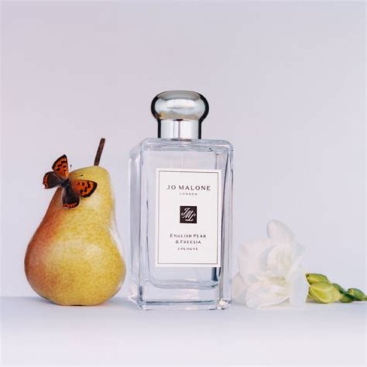 What is Jo Malone signature scent?