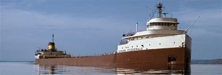 What is the oldest shipwreck in Lake Superior?