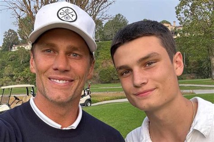 What is Tom Brady's birthday?