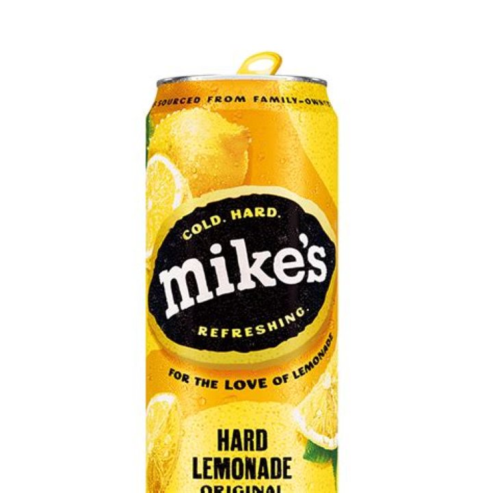 What kind of alcohol is in Mike's Hard Lemonade?