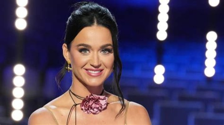 What kind of voice does Katy Perry have?