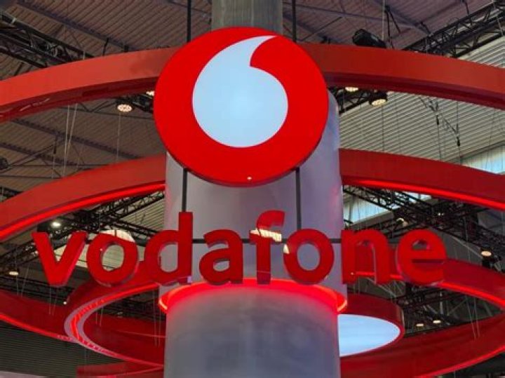 What network uses Vodafone?