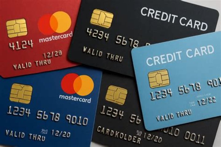 Which is better a credit or debit card?